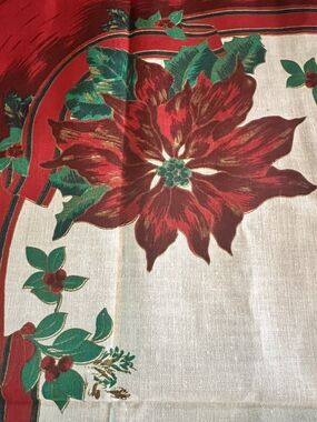 NWT Christmas Bardwil Linens Holiday 100% Cotton Fabric Floral Napkins